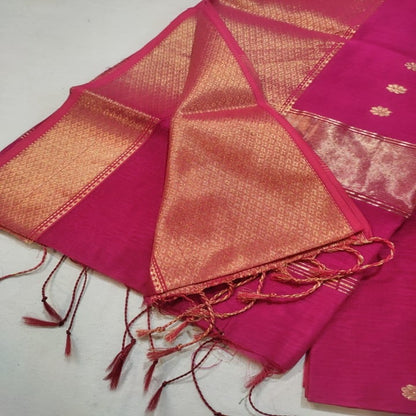 Beautiful Pure Maheshwari Zari Border Saree